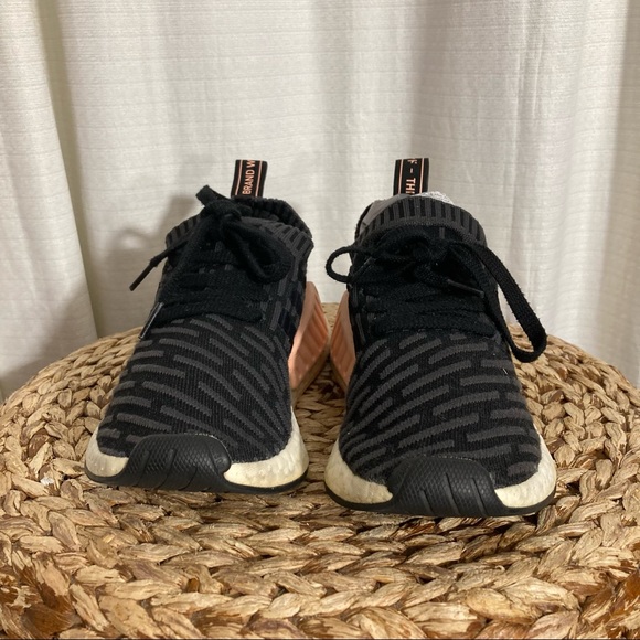 Adidas nmd r2 pink black salmon - Picture 2 of 7